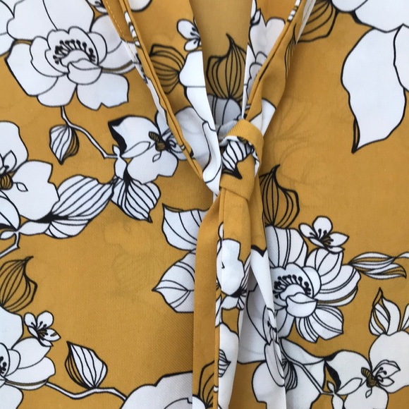 Floral Yellow Blouse with Front Tie Detail - Picture 3 of 3